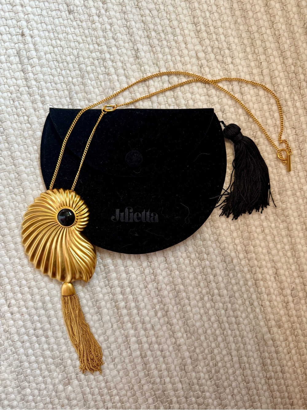 Gold Shell Tassel Necklace - Gold with Black Stone